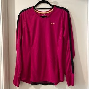 Nike Dri-Fit with thumb holes!